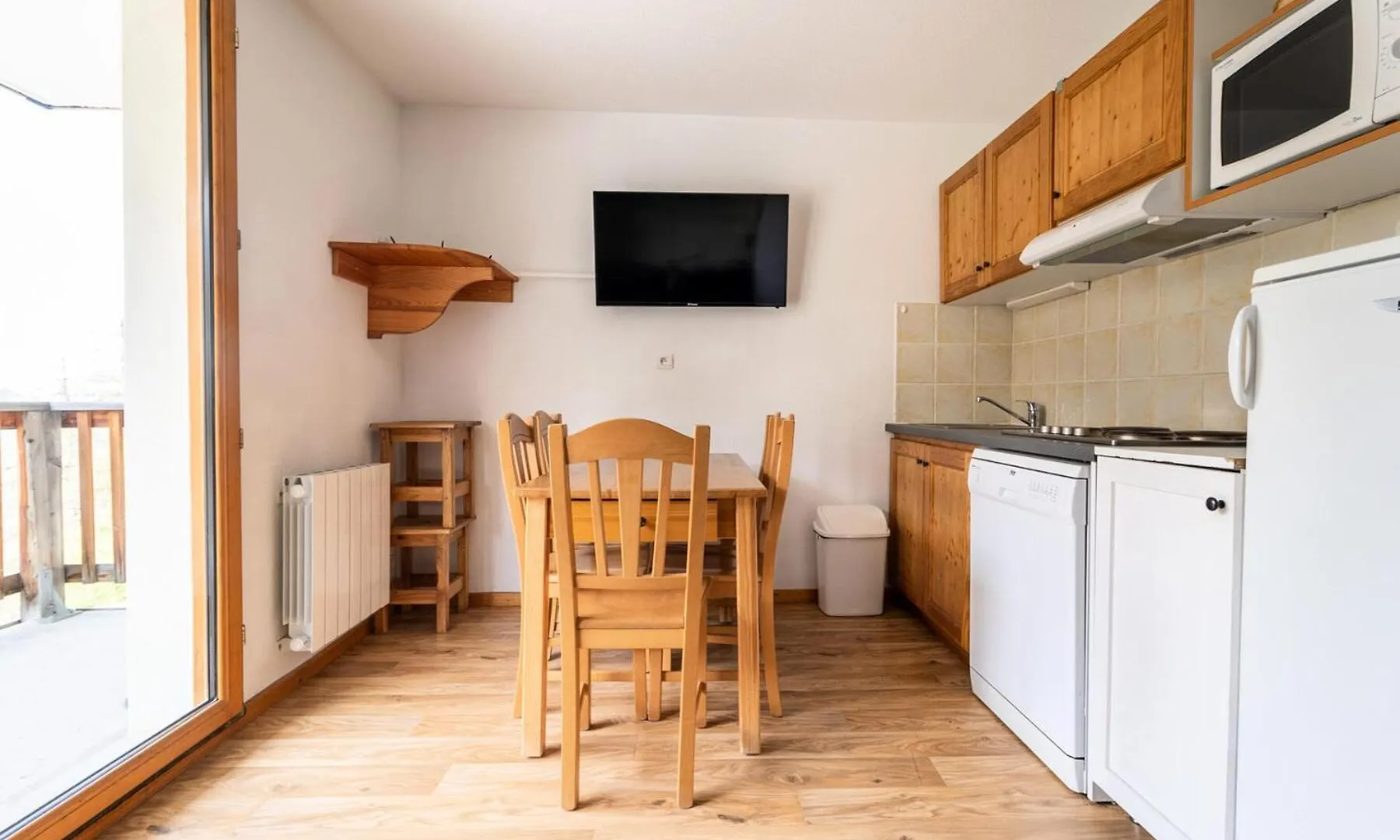 Apartment Les Chalets De Bois Mean - E - Appartement Sur Les Hauteurs Des Orres 1800 Mae-6204 Les Orres France